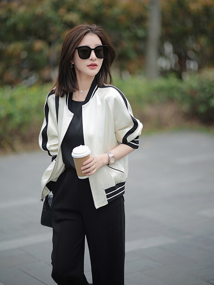 高级设计感小众棒球服女2023春秋醋酸缎面外套小个子休闲薄款夹克