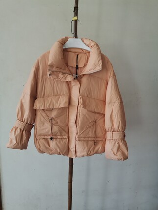 2025冬季纯色碧沁系列品牌折扣羽绒服