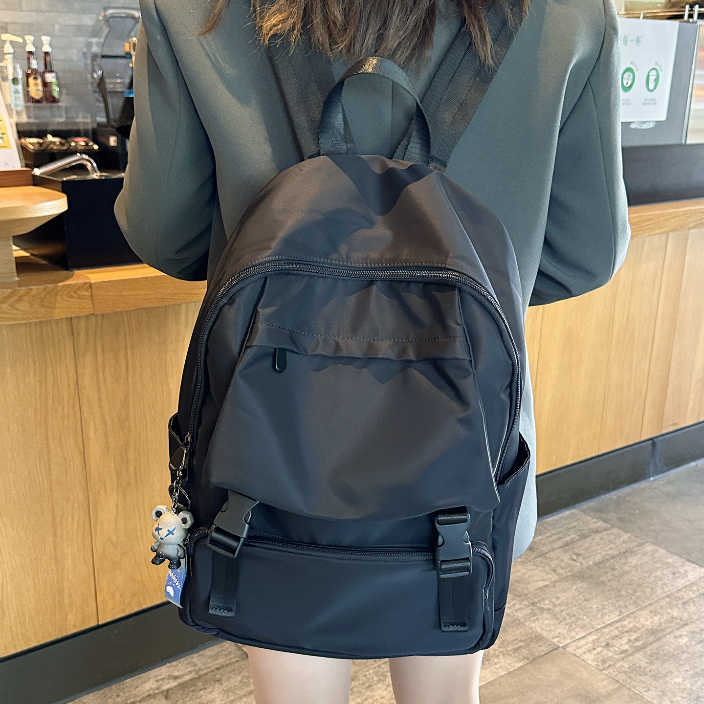 2025新款时尚高颜值双肩背包