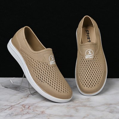 男士秋鞋劳保一体成型防水休闲雨鞋工地包头鞋厨师鞋防水防滑水鞋