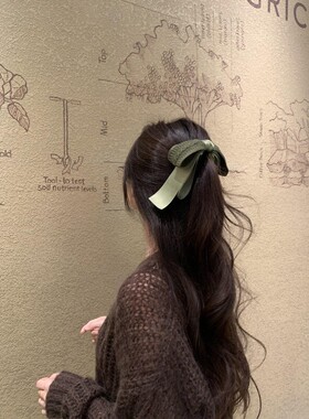 好有生命力的绿色！针织纹理满满秋冬软糯感！妥妥的氛围感女神！