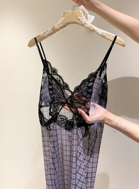 美疯了的灰紫色蝴蝶睡裙~纯欲感拉满的紫色格子睡衣好看舒适叠满