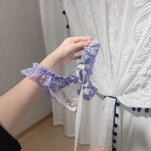 好性感的蕾丝内内啊！解开蝴蝶结就像是拆开礼物~这谁能不心动啊~