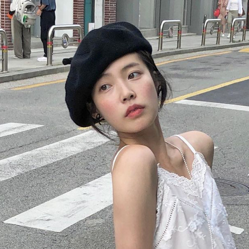 显脸小~经典薄款黑色贝雷帽图片