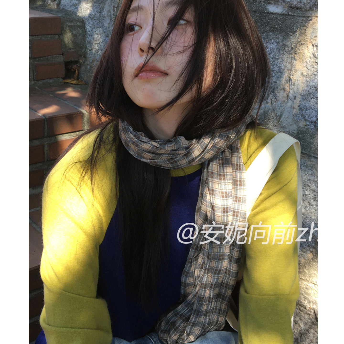 复古格纹褶皱围巾女春秋薄款日系文艺流苏丝巾百搭氛围感长条领巾