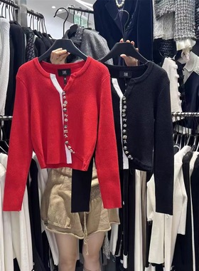 DH2026冬季新款拼接撞色单排扣V领针织衫时尚气质名媛风红色毛衣