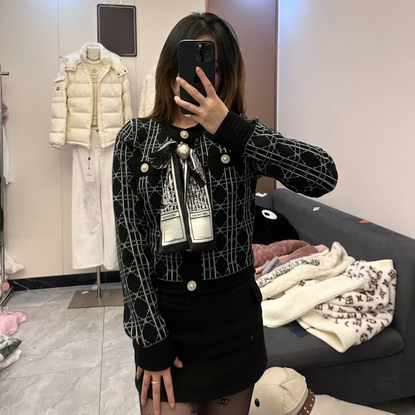 千金小香风蝴蝶结胸针洋气针织衫