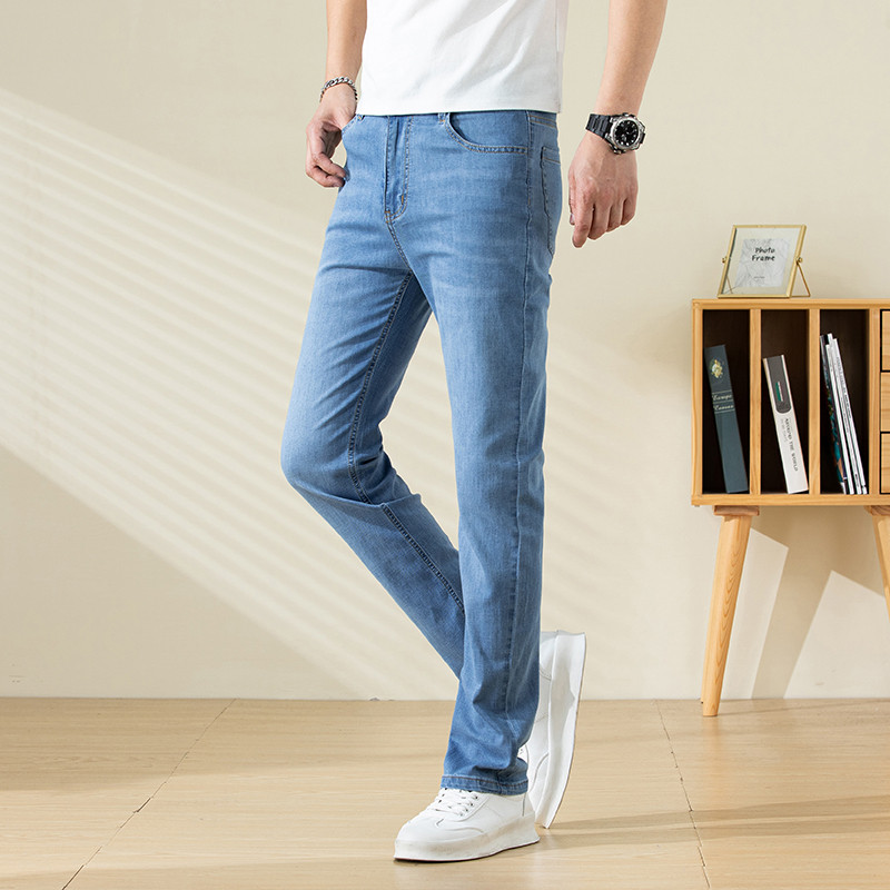 2025年 超高弹力牛仔裤男 夏季薄款修身小脚裤青年浅蓝色长裤子潮
