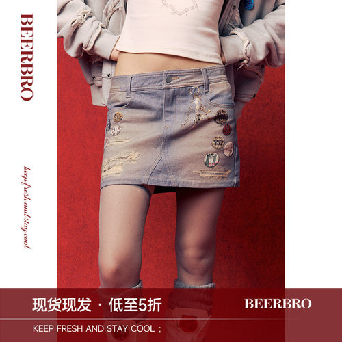BeerBro 美式辣妹徽章破洞印花小A字牛仔短裙女秋冬修身半身裙