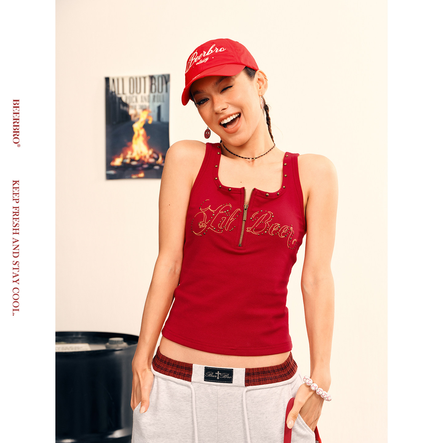 BeerBro『美式甜辣』92%棉辣妹收腰铆钉烫钻修身短款工字吊带上衣图片