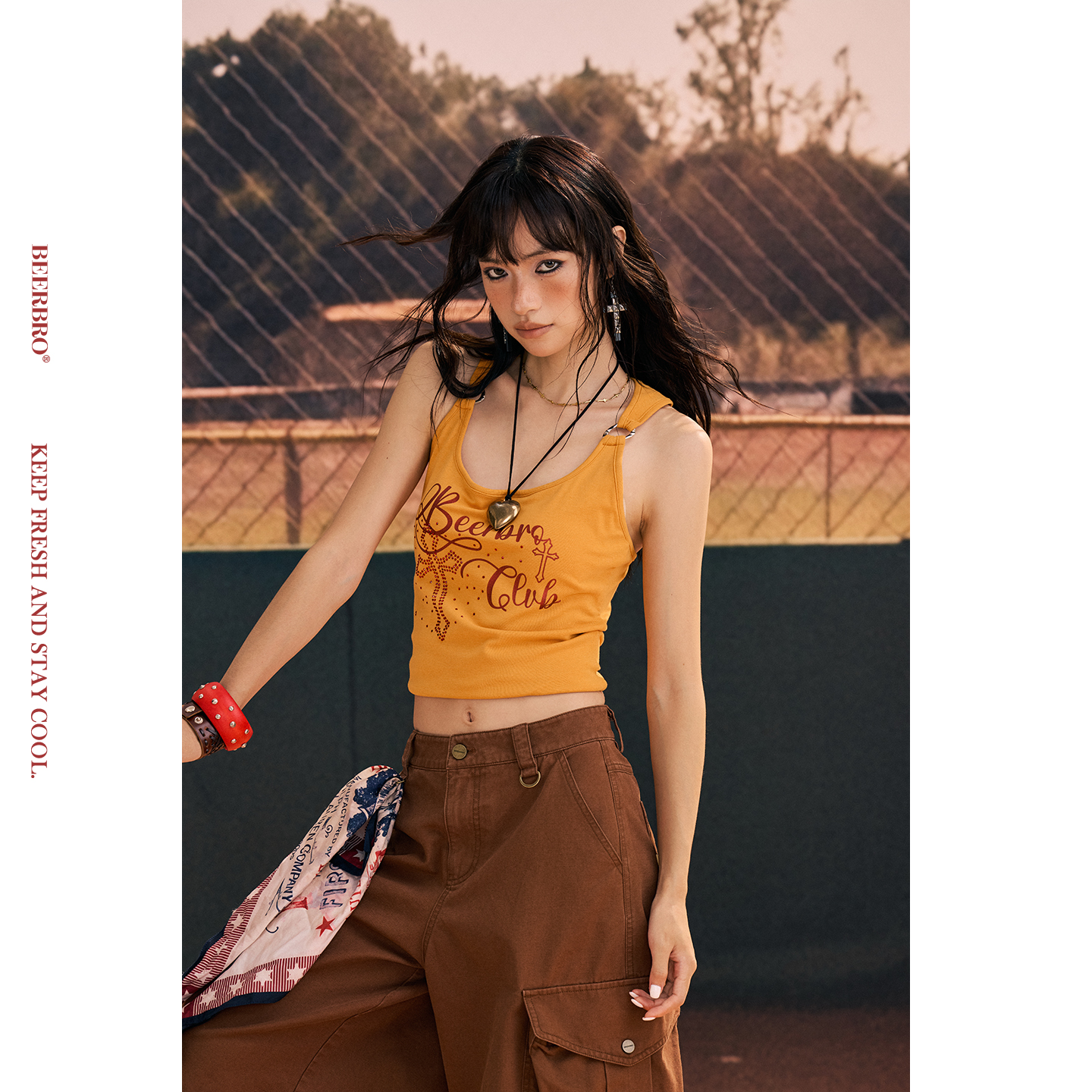 BeerBro 『反叛摇滚』高弹针织料烫钻十字架背心自带胸垫上衣夏