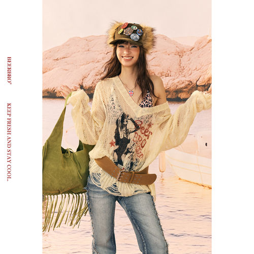 BeerBro『风帆运动社』绵羊毛慵懒感解构织法印花大V领薄透毛衣