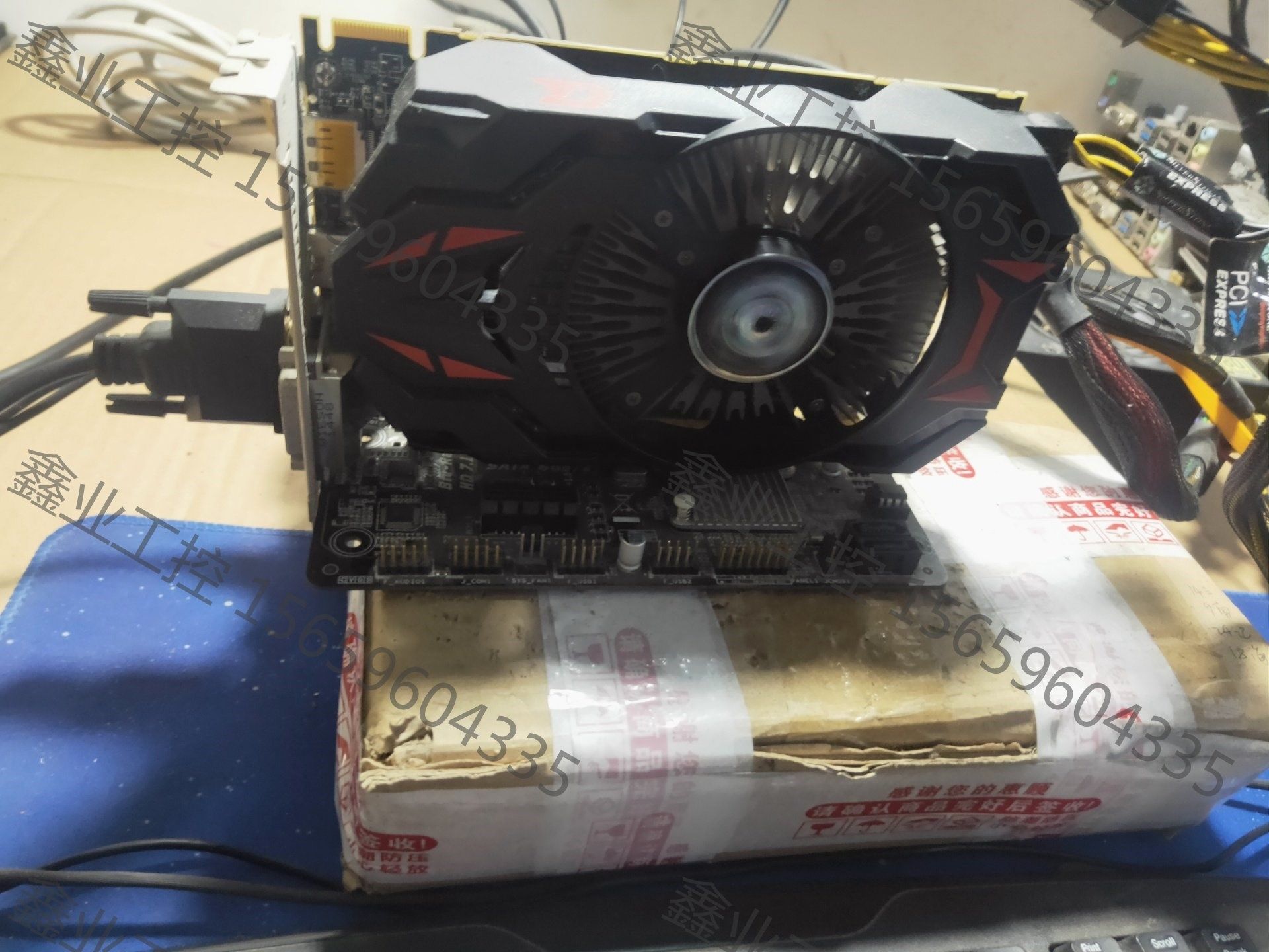 迪兰r7260x显卡,成色如图实拍,无拆修