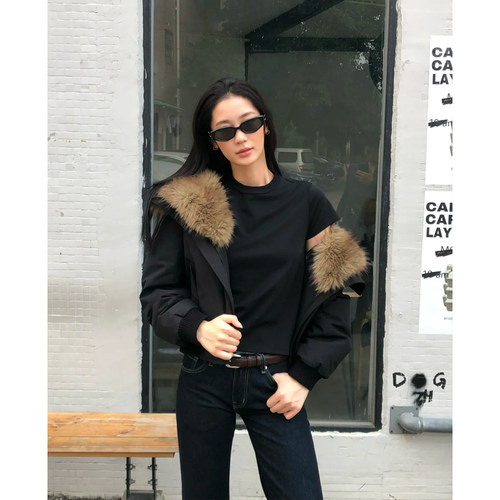 ASSAULT aw25可拆卸环保大毛领皮草羽绒外套