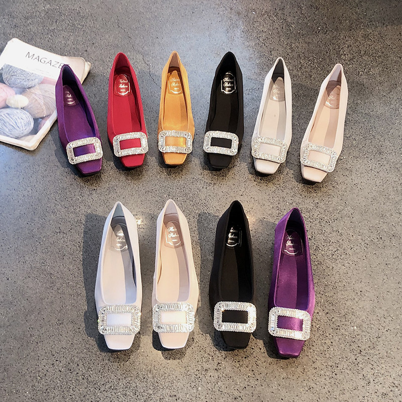 法式名媛水钻扣粗跟浅口单鞋女2026年春秋新款缎面方头低跟晚晚鞋,女鞋,浅口单鞋,淘宝优惠券,粉丝福利购,淘宝优惠卷