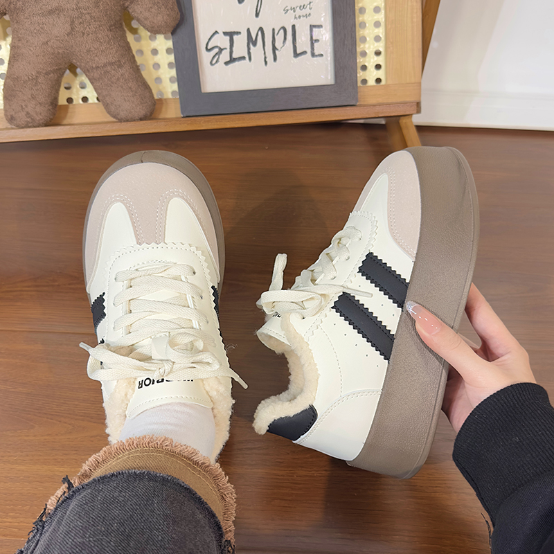 回力女鞋加绒复古厚底德训板鞋