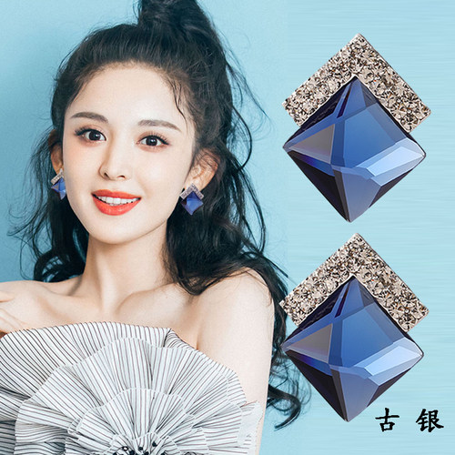 耳环女夏季2025年新款蓝色耳环