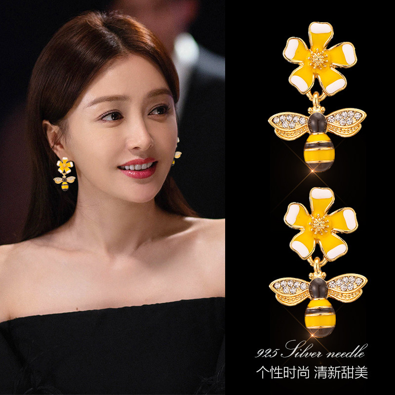 高级感耳坠蜜蜂可爱纯银耳环2025新款气质耳环女夸张个性耳钉耳饰