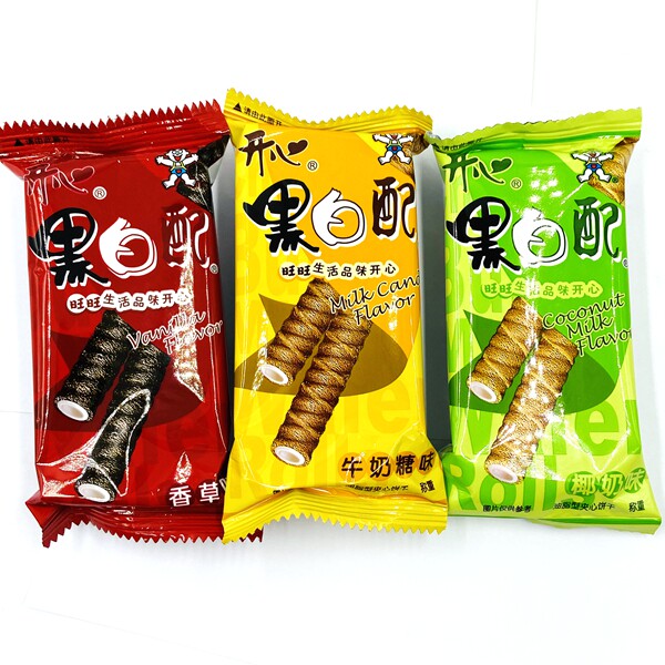 旺旺开心黑白配500g夹心蛋卷饼干约15包香草椰奶牛奶糖味零食包邮