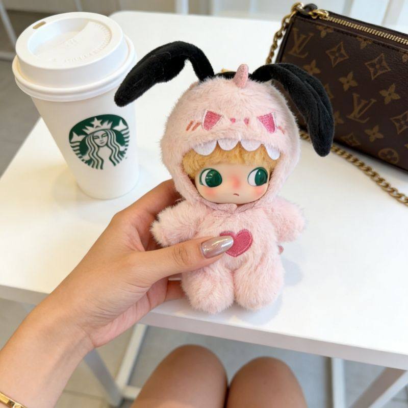 Dimoo娃衣心动特调潮玩公仔奇奇蒂蒂布鲁托可爱超萌衣服粉色恐龙,模玩/动漫/周边/娃圈三坑/桌游,潮玩娃衣,淘宝优惠券,粉丝福利购,淘宝优惠卷