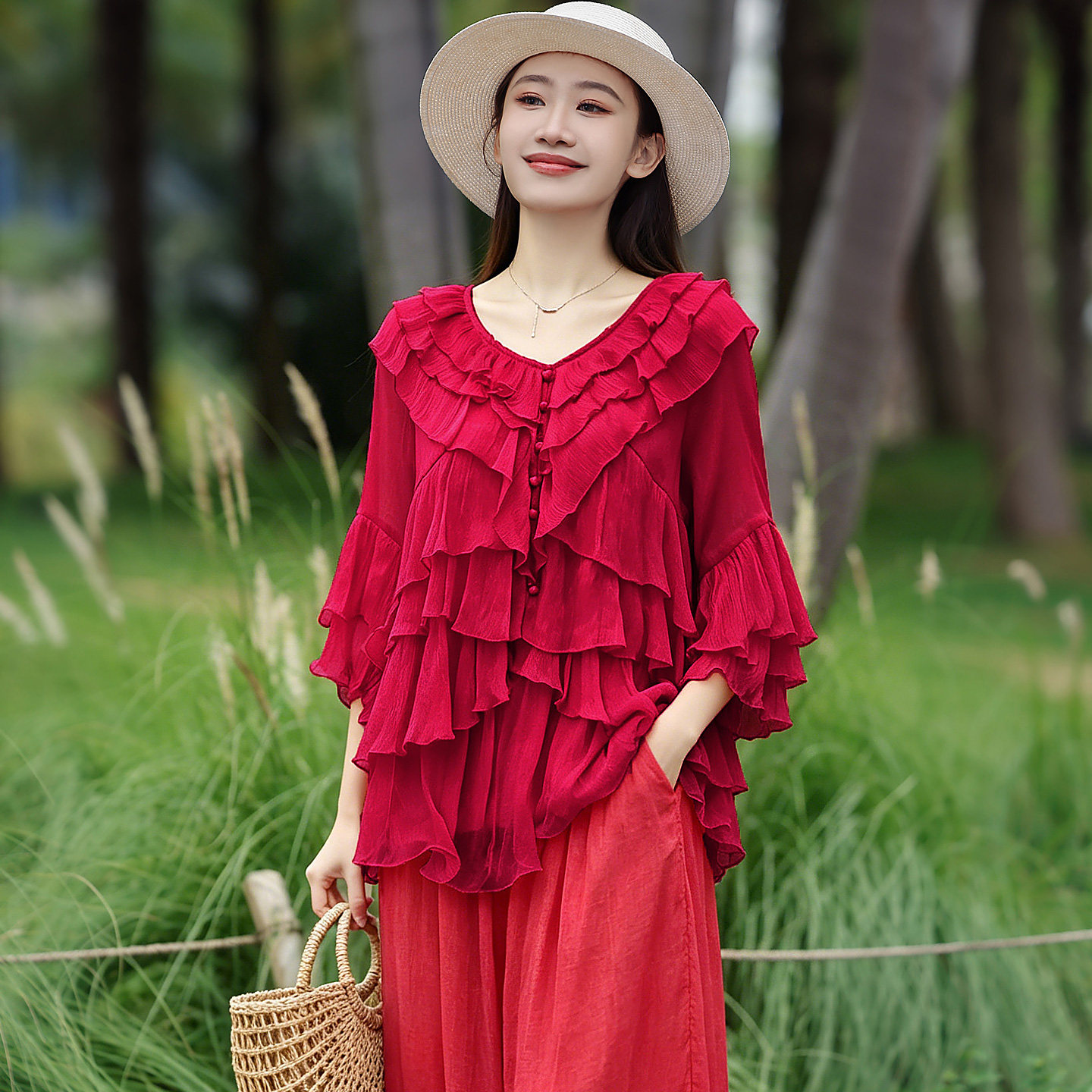 真丝套装女时尚复古红色宽松显瘦百搭减龄荷叶边上衣阔腿裤两件套