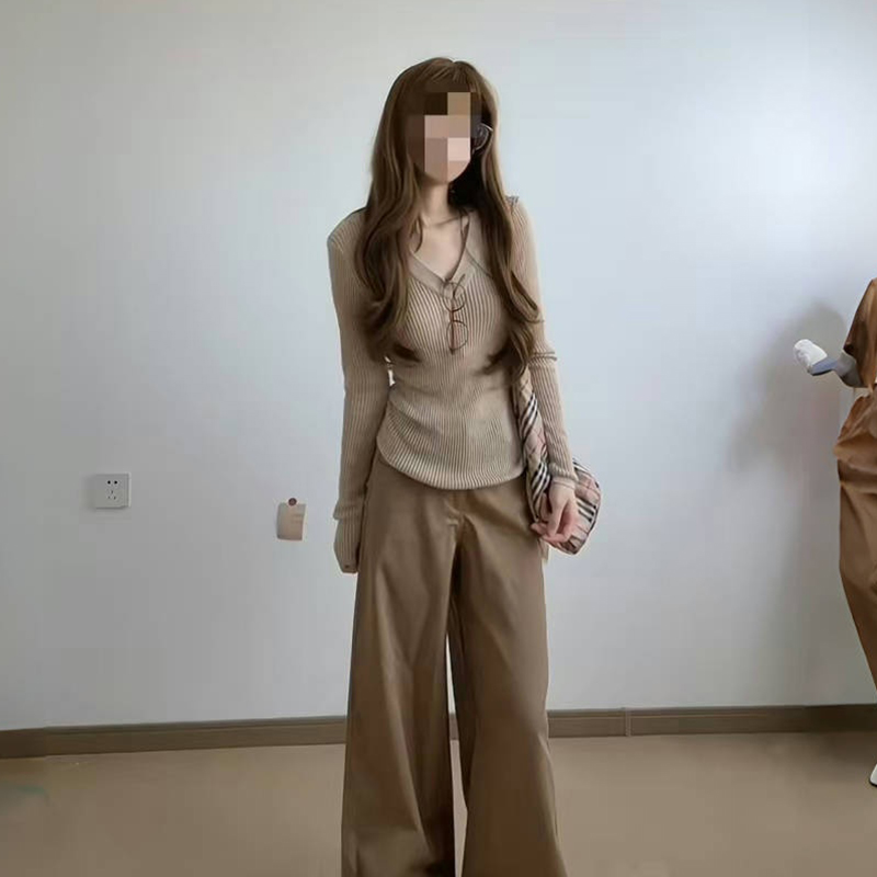 辣妹短款修身坑条长袖T恤女