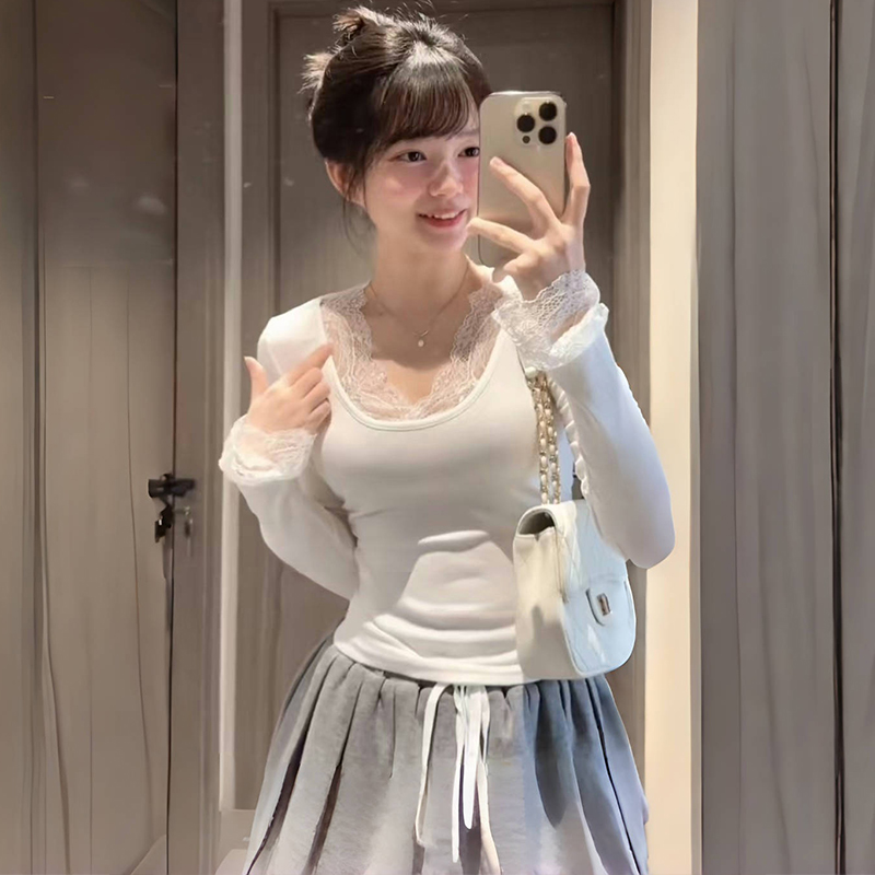 辣妹短款修身U领蕾丝德绒打底衫