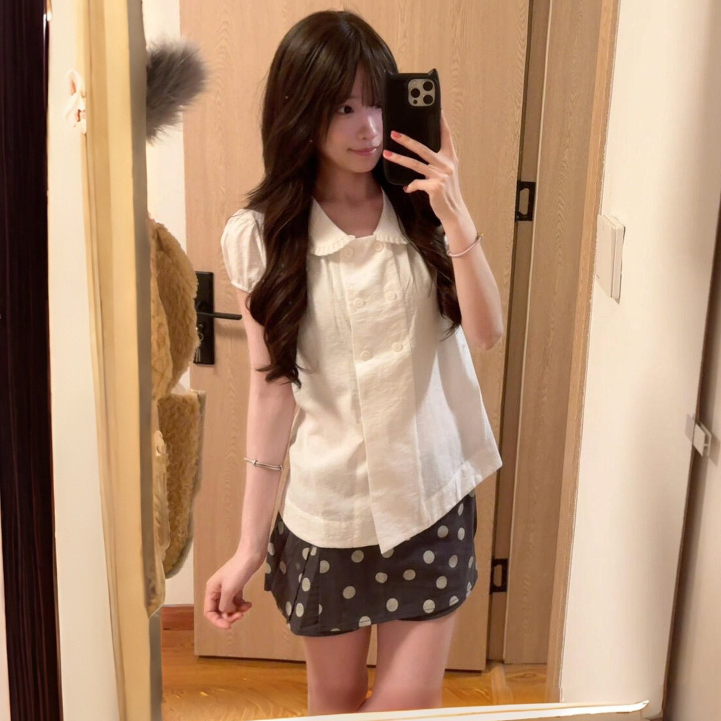 短款宽松泡泡袖娃娃领短袖衬衫女图片