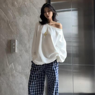 美式oversize斜领露肩无帽卫衣女