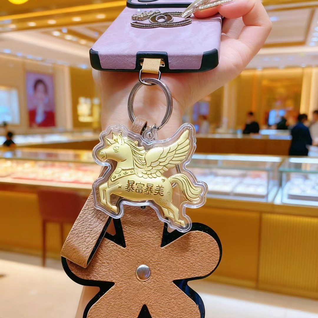 2026爆款金色飞马钥匙扣马上有钱发财挂件书包车饰送礼品