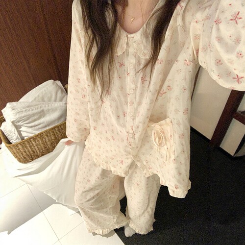 春秋粉色碎花娃娃领棉纱睡衣女