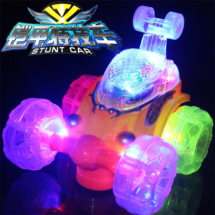 어린이 장난감 도매 새로운 창조적 인 갑옷 스턴트 자동차 전기 음악 범용 자동차 제조 업체 선물 마구간 공급