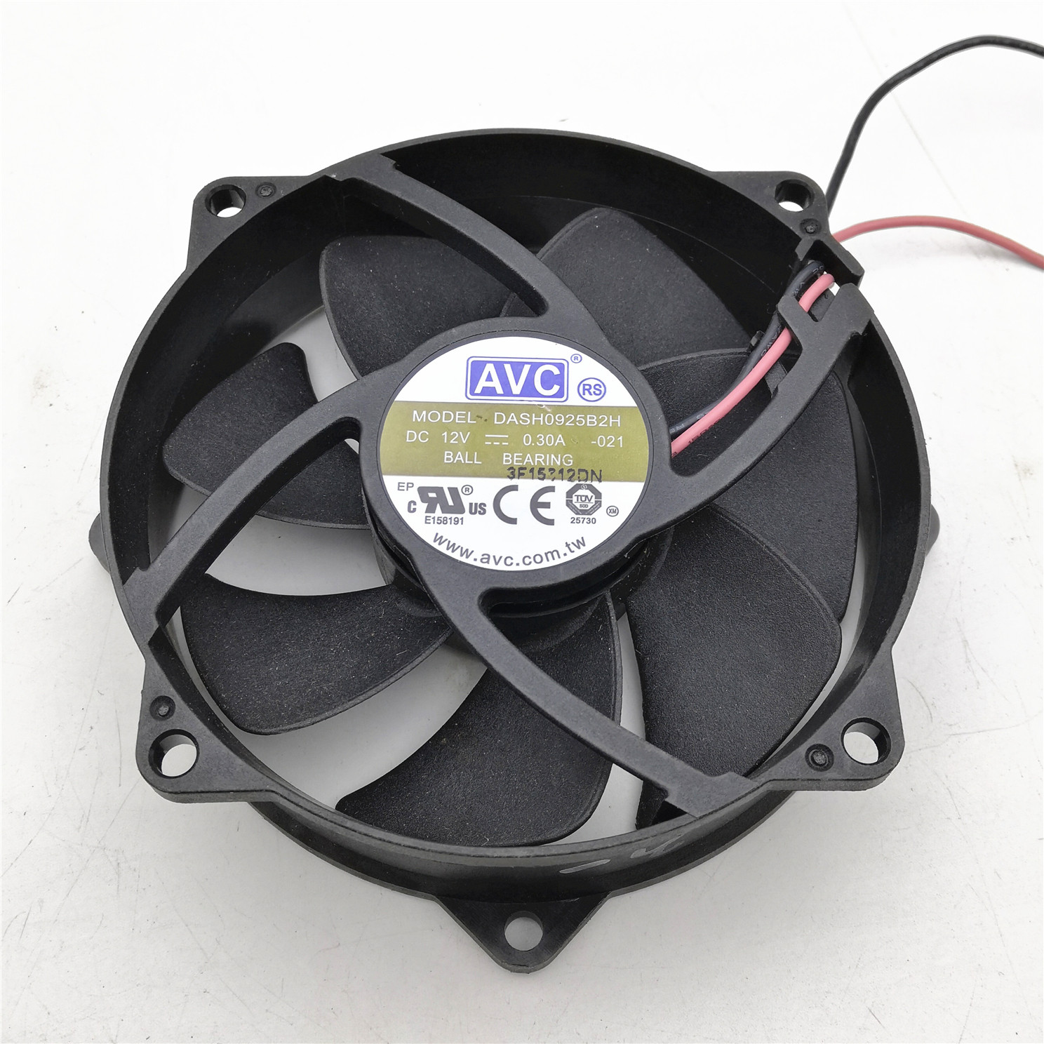 原装 AVC DASH0925B2H 12V 0.30A 9025 9CM 圆形 CPU机箱散热风扇