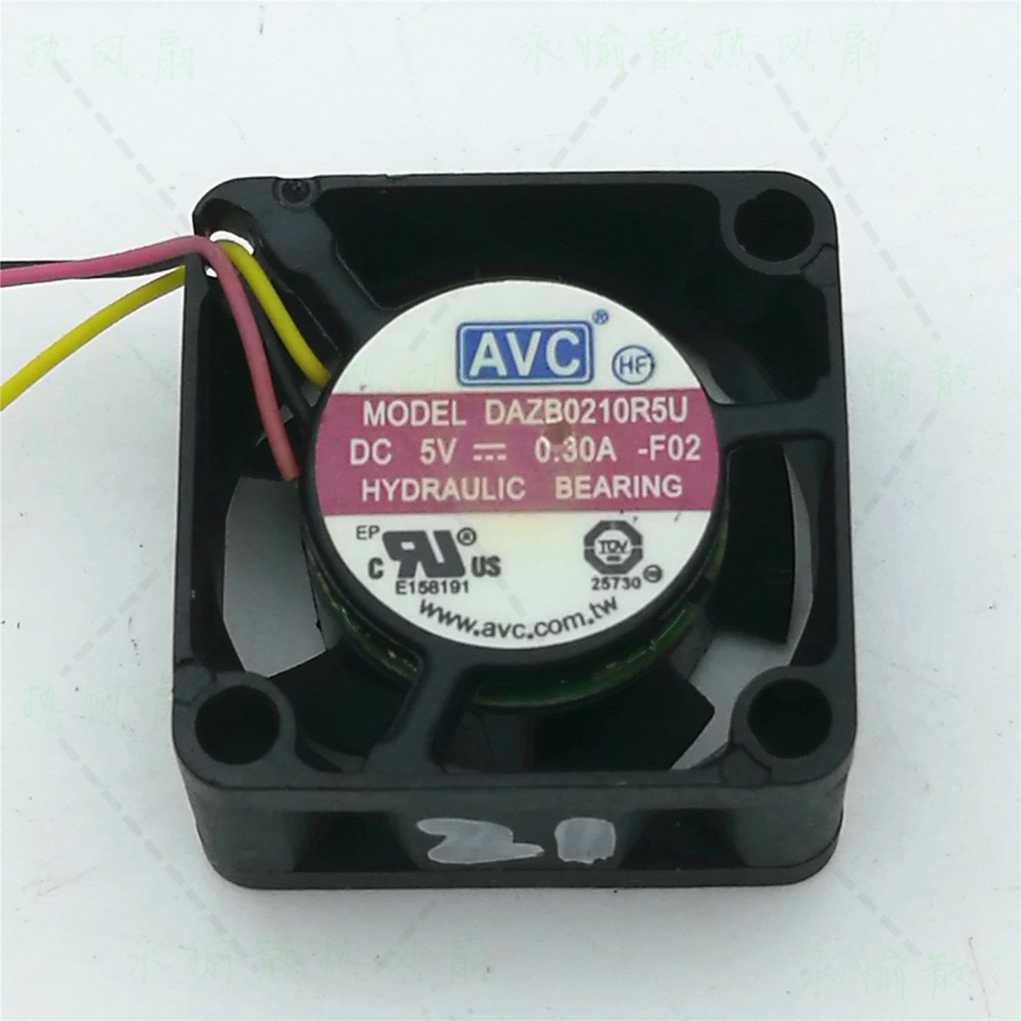 原装 AVC DAZB0210R5U -F02 5V 0.3A 2010 2CM 3线 静音散热风扇