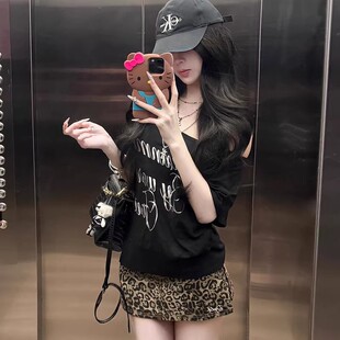 知名度SHOP 美式辣妹字母印花短袖T恤女夏季新款宽松显瘦斜肩上衣