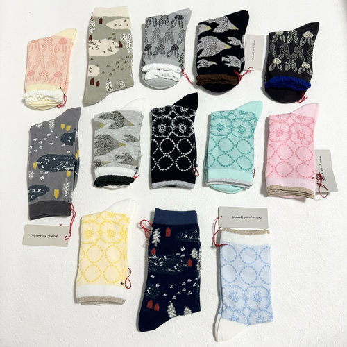 皆川明｜mina袜子铃鼓袜海葵袜文艺复古女中筒袜百搭多色入春夏袜