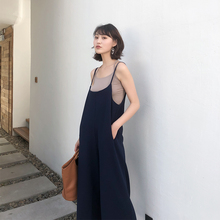 背带裤女春夏2020新款韩版宽松阔腿裤显瘦九分裤网红吊带连体裤