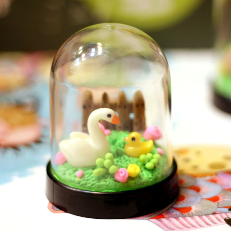 어린이 수제 DIY 초경량 점토 마이크로 풍경 장식품 재료 패키지 동물 장면 투명 방진 벨 선물