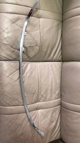 适用于 林肯mkz 老款新款下中网亮条 下格栅亮条 前杠下饰条 电镀