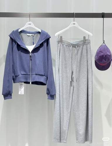 麦麦同款2026春季新款宽松休闲纯色连帽长袖卫衣开衫女4H2111261