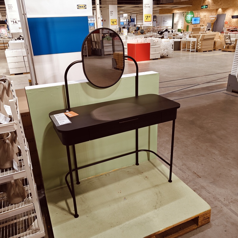 宜家北欧现代简约床头梳妆台