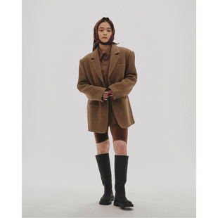 2025秋季新款女装外套日系小众简约慵懒风宽松中长款羊毛外套西服