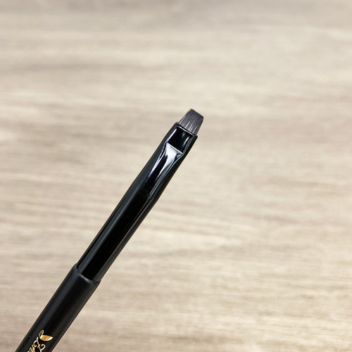 致美刷品扁平头眼线刷