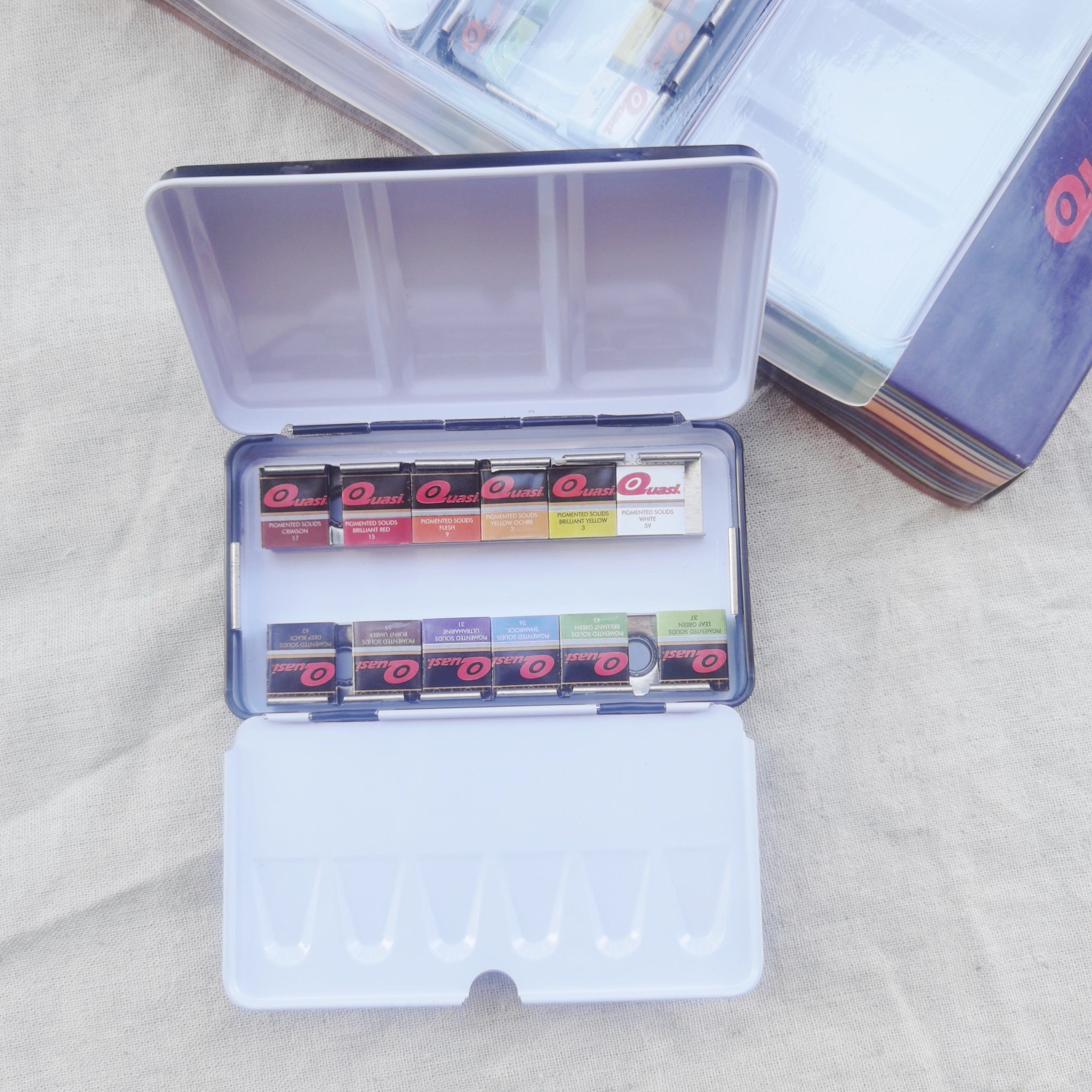 清仓外贸捡漏水彩颜料盒装12色24色半块三折铁盒推荐固体绘画套装,文具电教/文化用品/商务用品,水彩颜料,淘宝优惠券,粉丝福利购,淘宝优惠卷