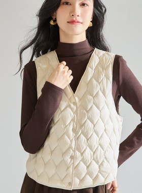25秋冬简约轻盈保暖90白鸭绒羽绒马甲菱形格V领保暖叠穿内胆25657