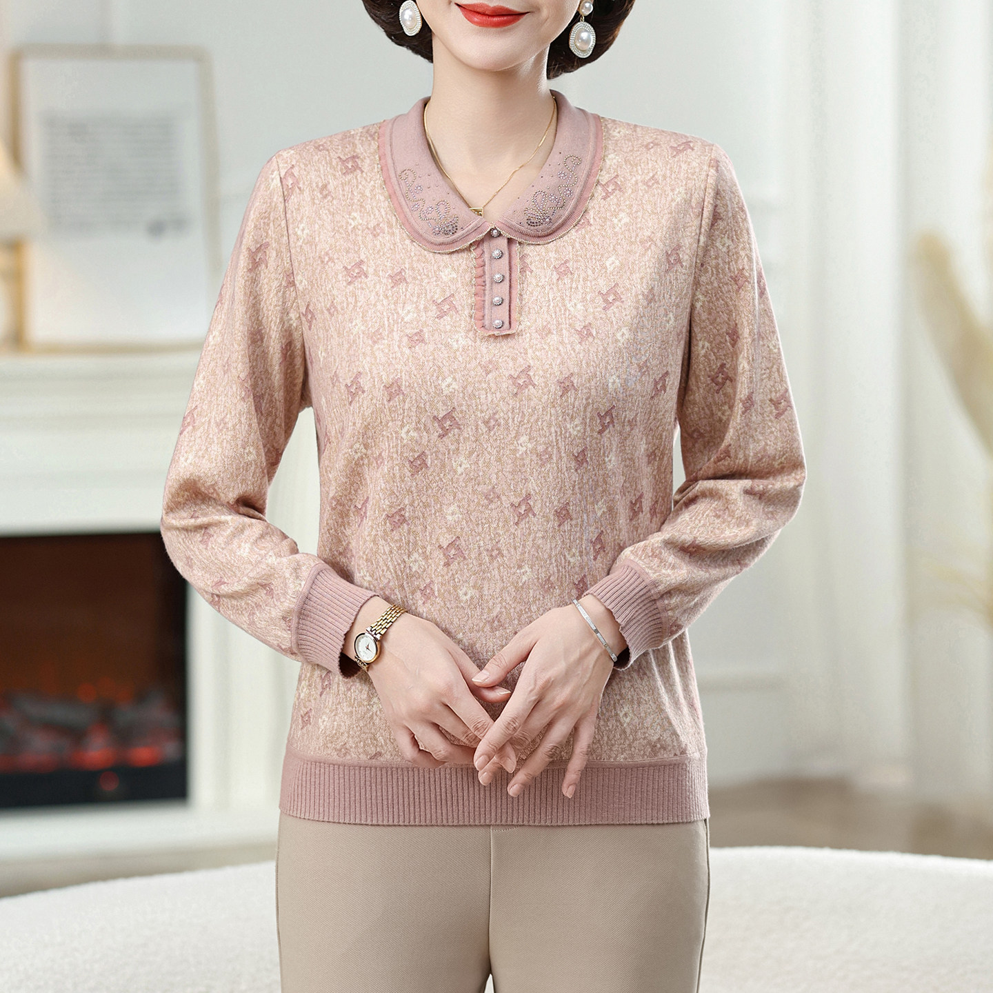 中老年桑蚕丝针织打底衫女2026春秋新款时尚大码翻领薄款妈妈上衣