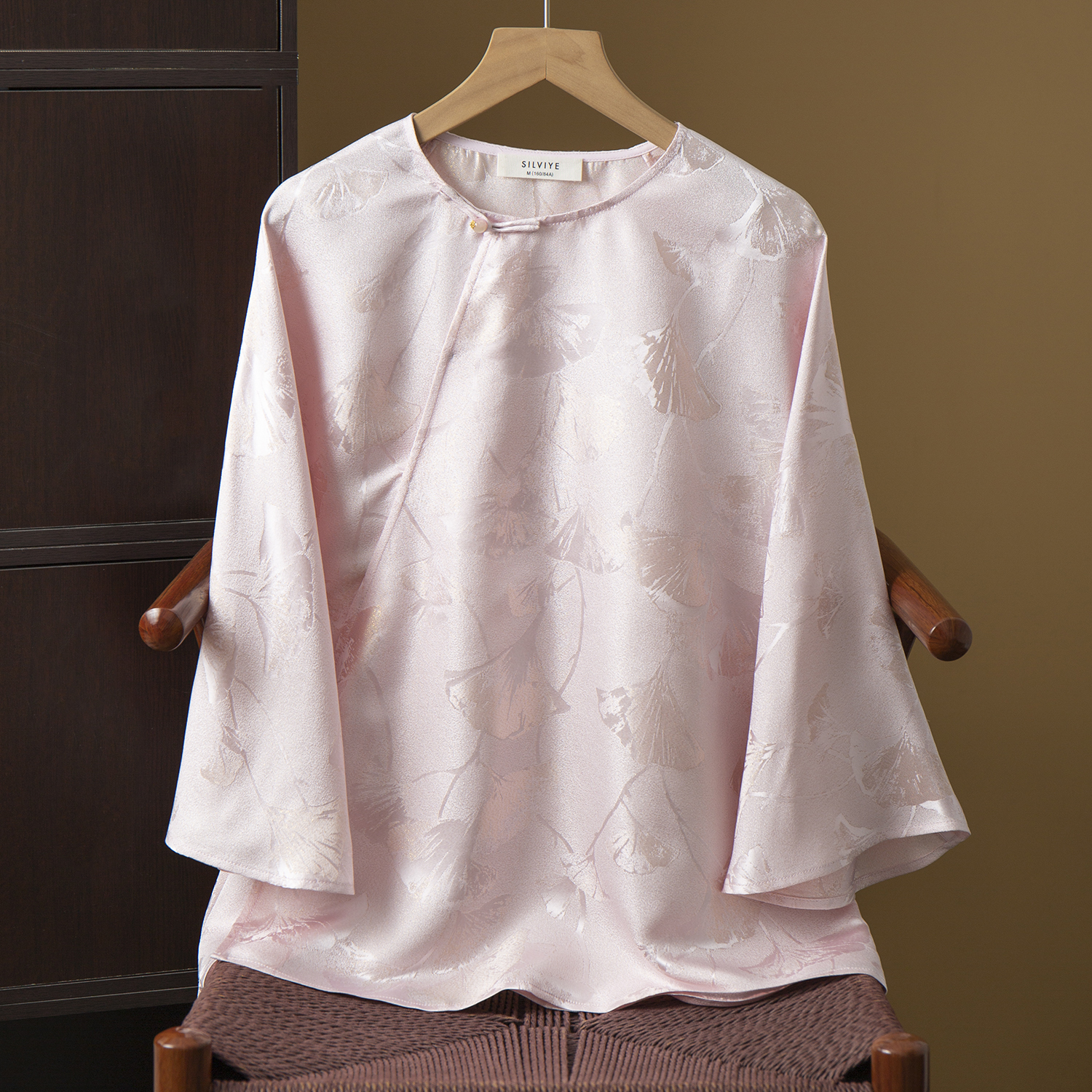 丝艺 100%桑蚕丝织金银杏叶提花螺钿正绢真丝上衣女圆领斜襟小衫