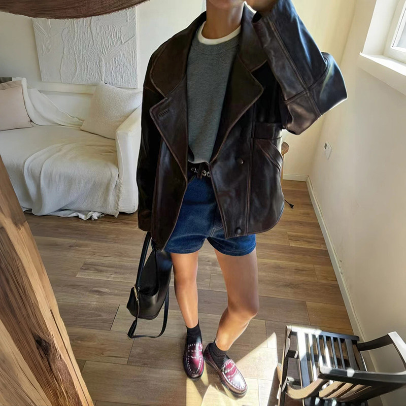 法单小众 2025秋冬做旧机车款油腊皮棕黄宽松西装领中性皮衣女
