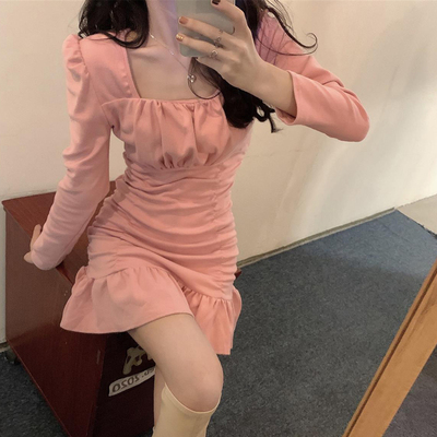 包臀气质褶皱长袖连衣裙女