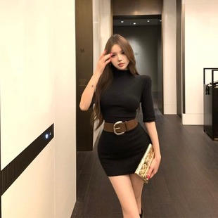 法式辣妹半高领中袖连衣裙女夏季新款气质收腰显瘦性感包臀短裙子